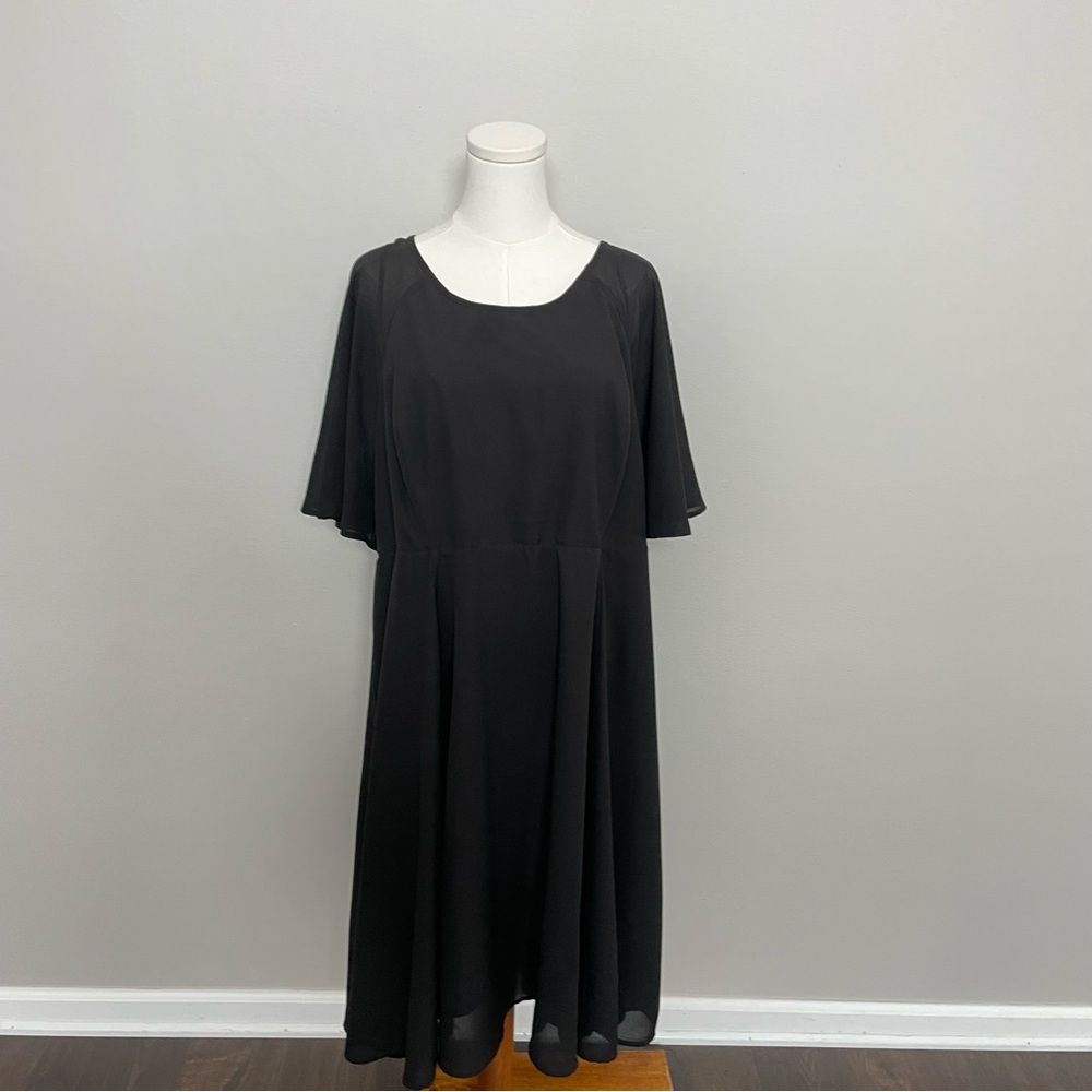 Torrid Dress Midi Flutter Sleeves Lace Up Back Round Neck Chiffon Lined Black